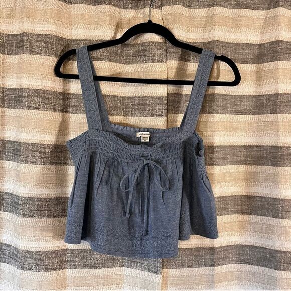 American Eagle Chambray Blue Crop Top Size Medium - Picture 1 of 7